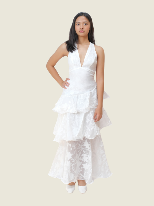 White Selfie Leslie Veda Strappy Back Ruffle Chiffon Maxi Dress (XS)
