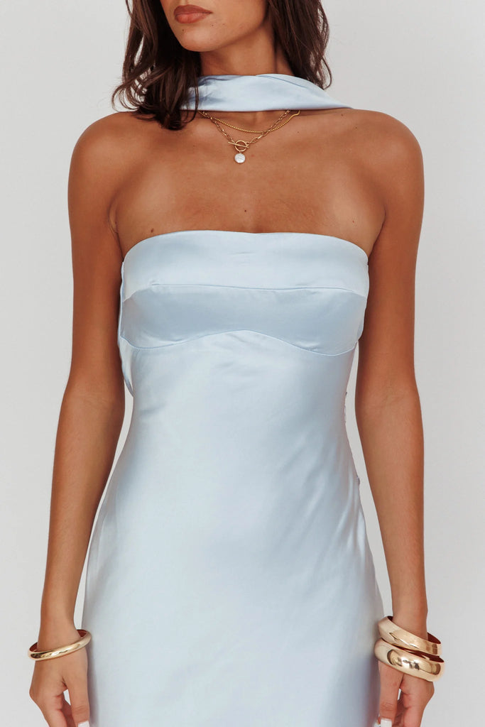 Selfie Leslie Damsel Reverse Halter Maxi Dress