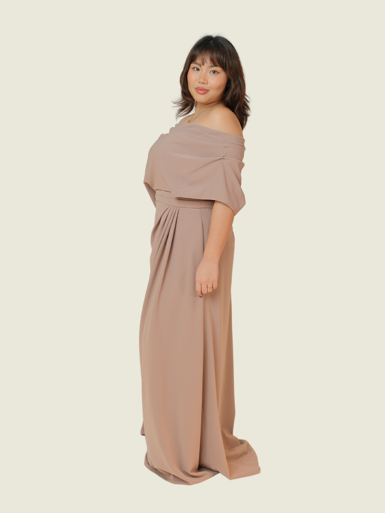 Kat Corpus Nude Gown