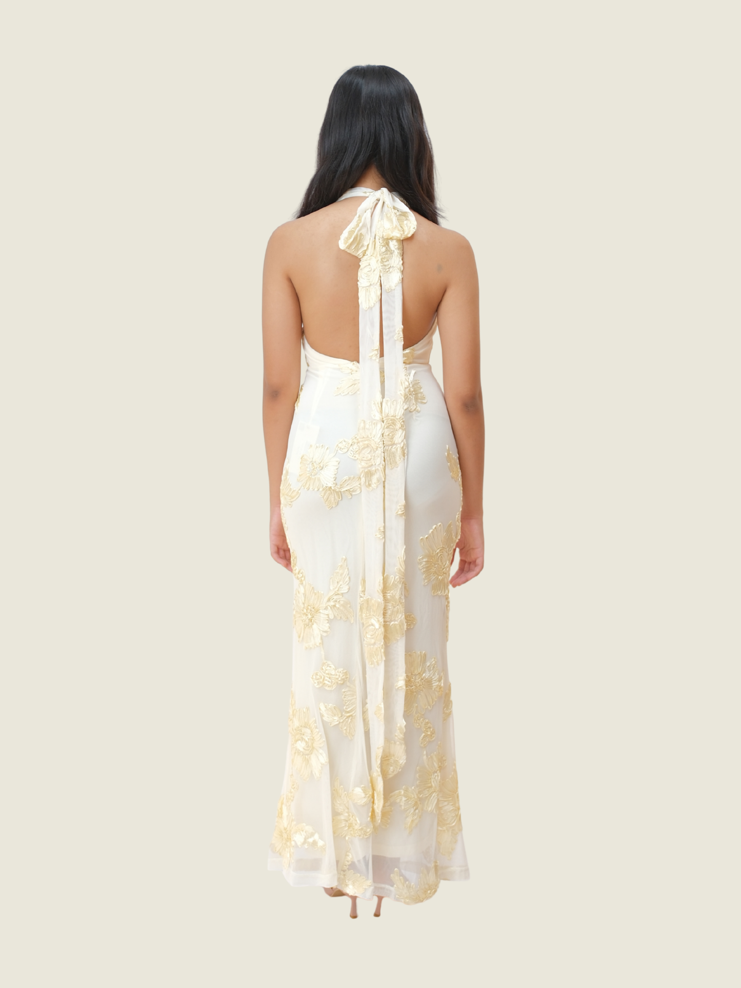 Yellow Selfie Leslie Cipriana Backless Halter Maxi Dress (XS)