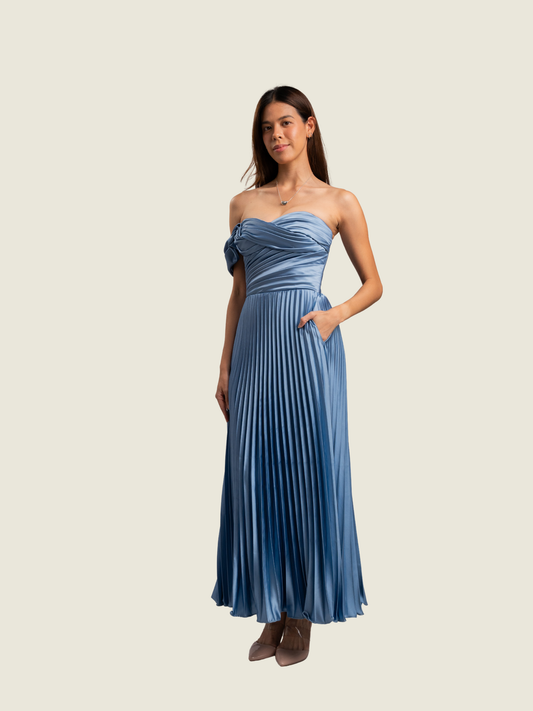 Apogee De Taj Blue Blue Pleated Gown