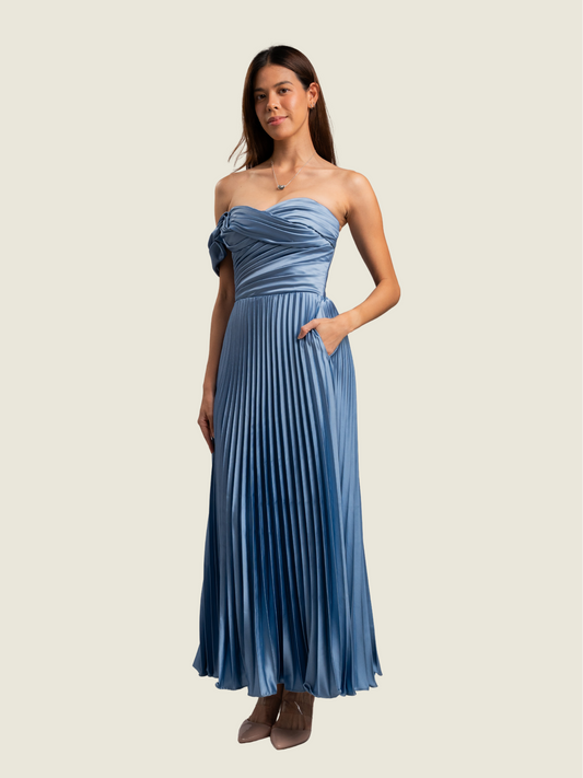 Apogee De Taj Blue Pleated Gown