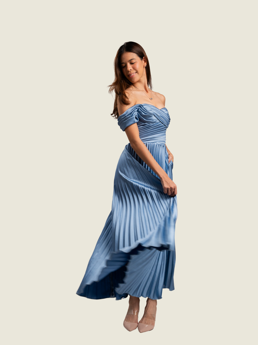 Apogee De Taj Blue Blue Pleated Gown