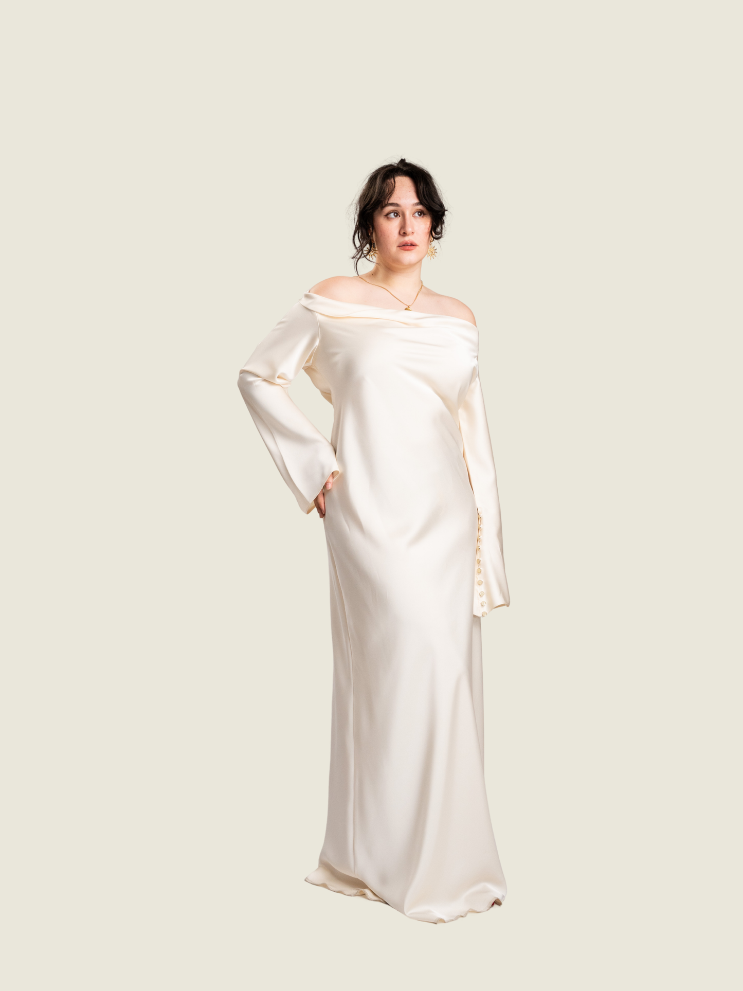Apogee Llana Cream White Dress with Sleeves
