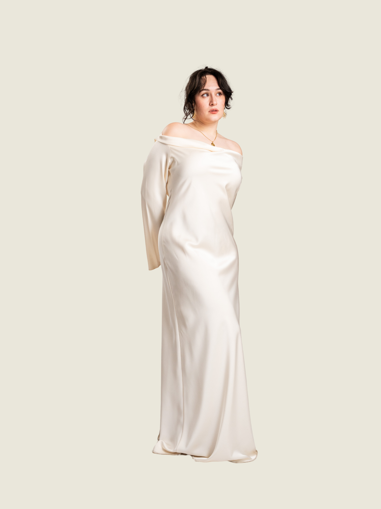 Apogee Llana Cream White Dress with Sleeves