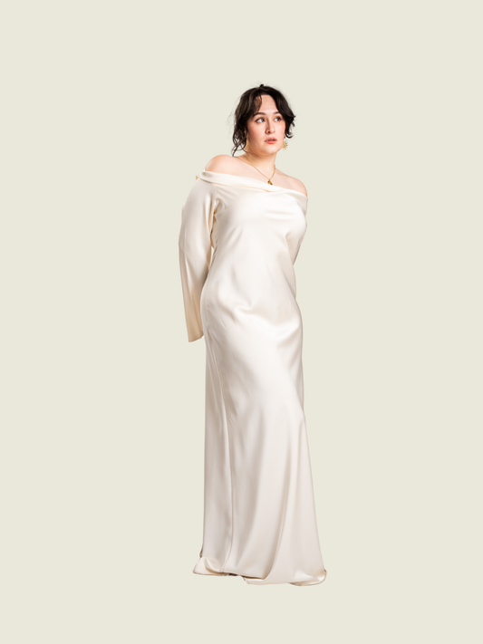 Apogee Llana Cream White Dress with Sleeves