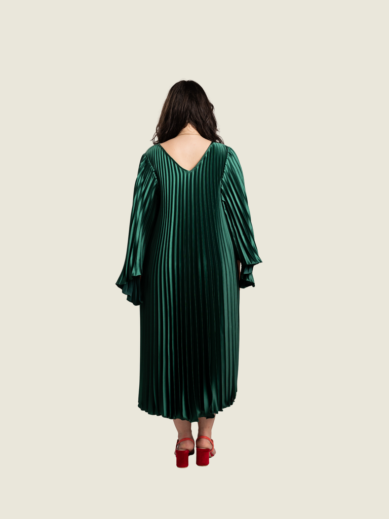 Apogee Pleated Tunic Dark Green Long Sleeves Maxi Dress