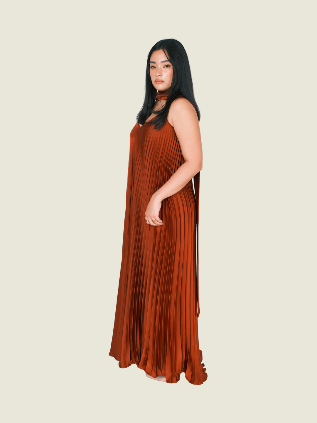 Apogee de Taj Maroon Wine Red Pleated Maxi Dress with Scarf Belt