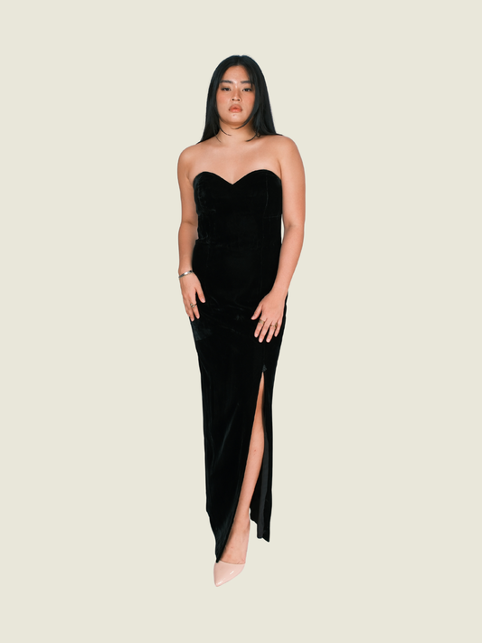 Morgan Taylor  Black Velvet Maxi Dress