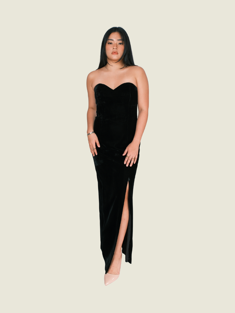 Morgan Taylor  Black Velvet Maxi Dress